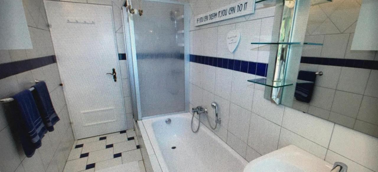 Appartement Gutshof Bartl 2 à Klagenfurt am Wörthersee Extérieur photo